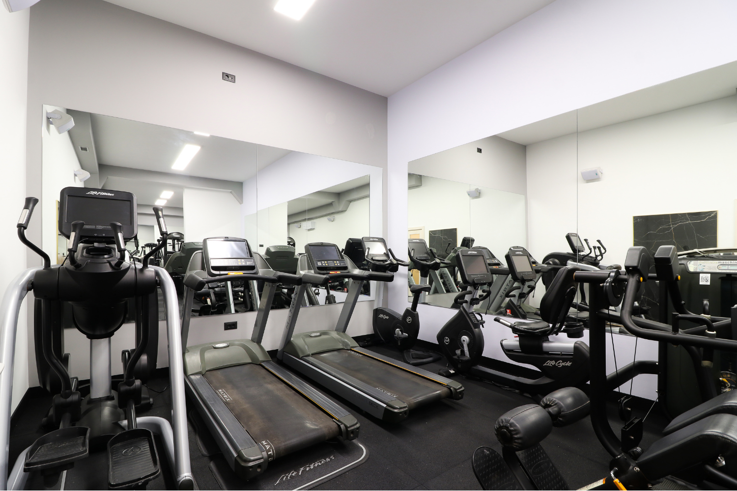 Multiple treadmills and a general cardio section